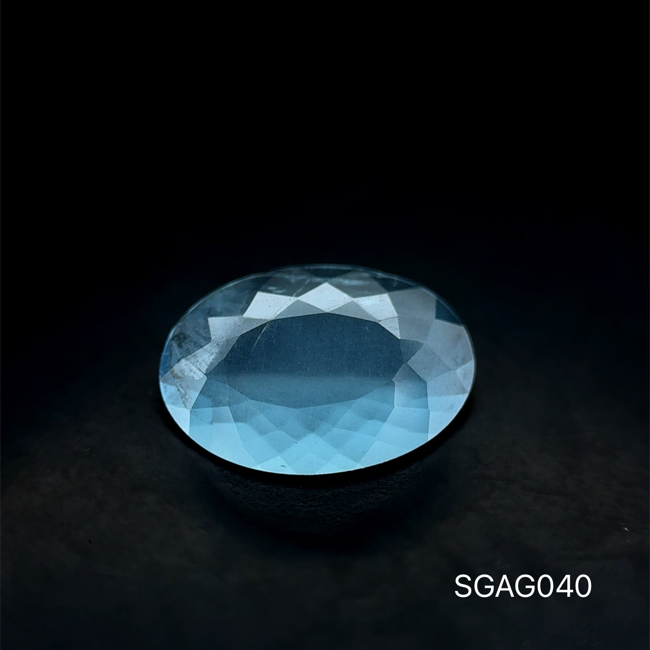 AGUAMARINA 1.57 CTS 7.74 X 11.34 X 2.9 MM