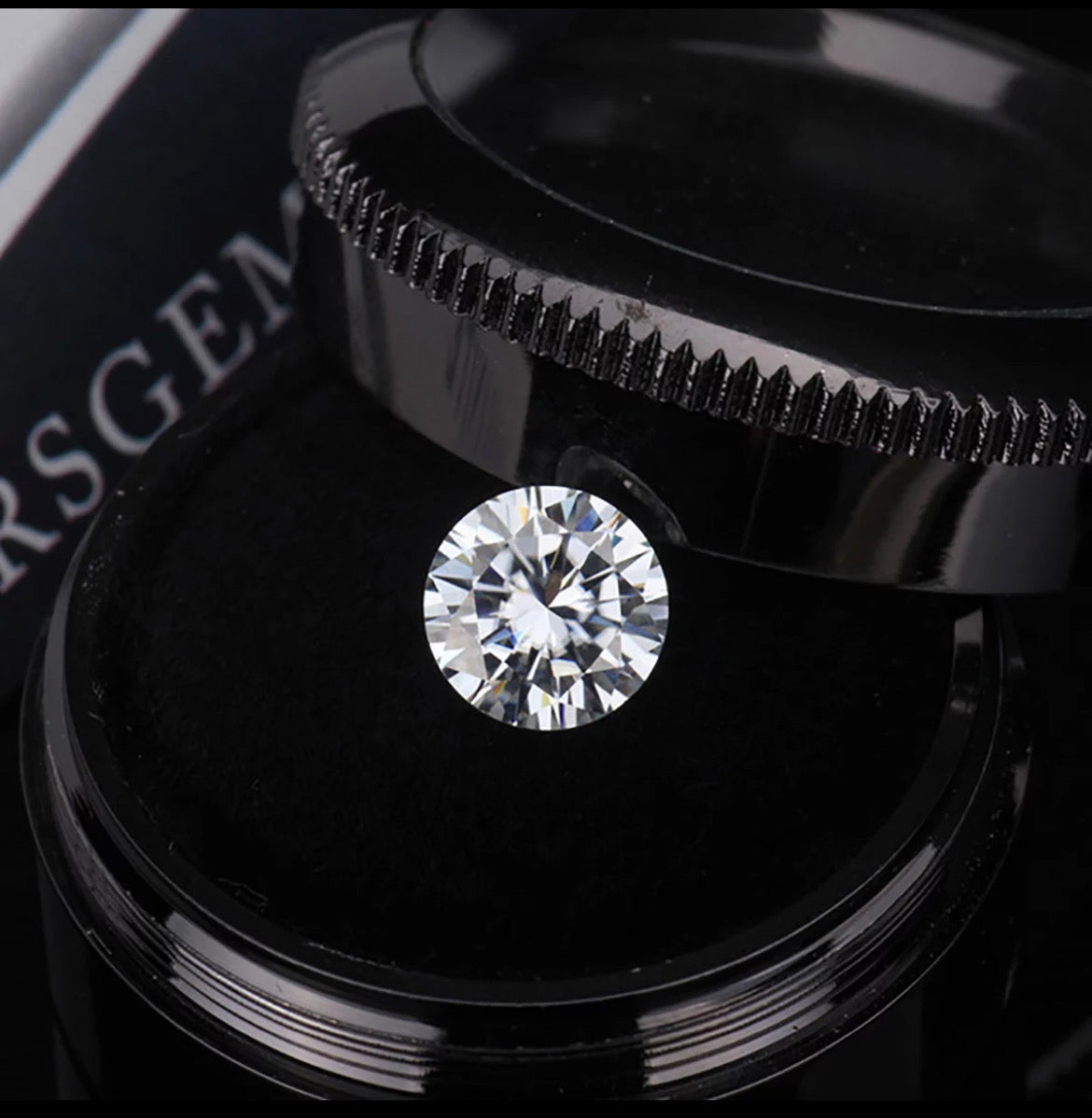 MOISSANITA CORTE REDONDO 0.50 CT 5 MM