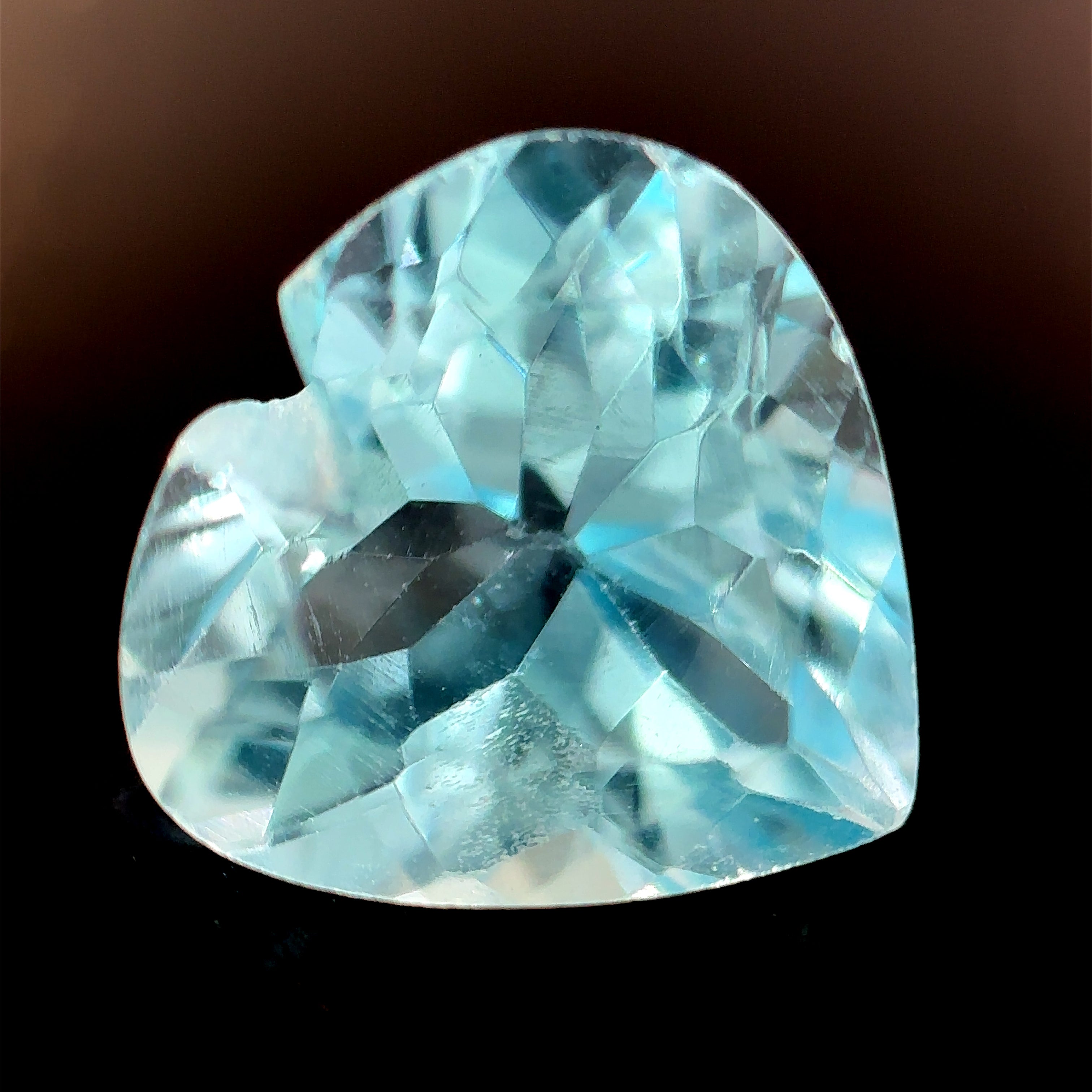 TOPACIO NATURAL CORAZÓN 9.5x10.5 MM – SIRIUS GEMS