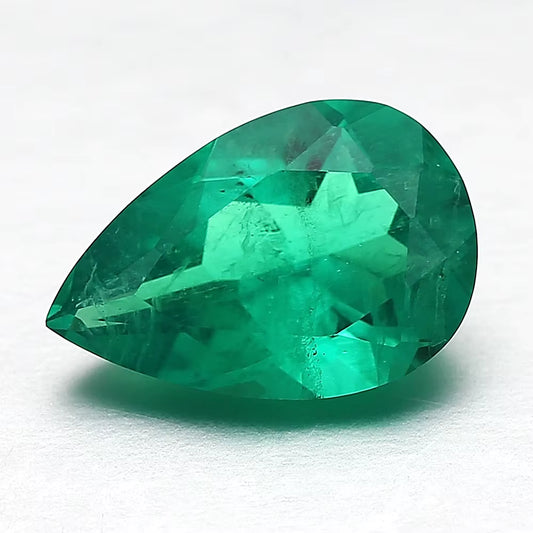 ESMERALDA DE LAB AGL  PERA 8 X 12 MM