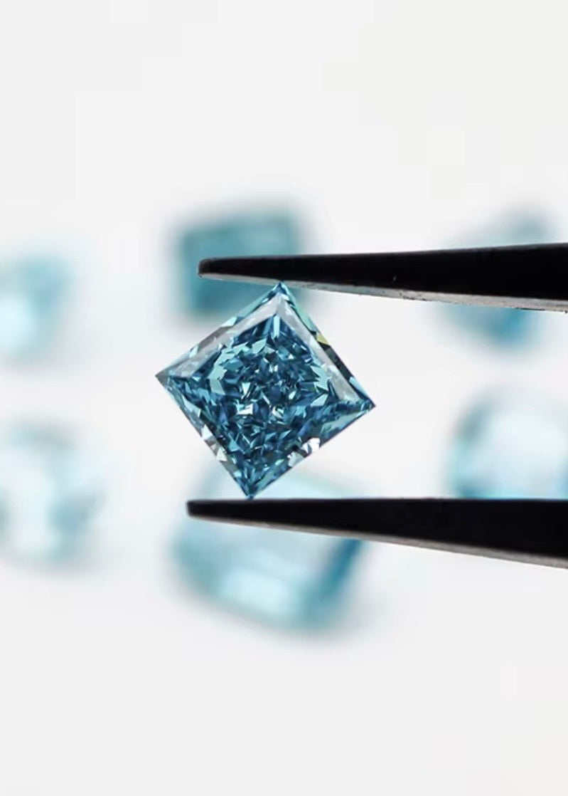 DIAMANTE DE LABORATORIO IGI  FANCY VIVID BLUE CORTE PRINCESS