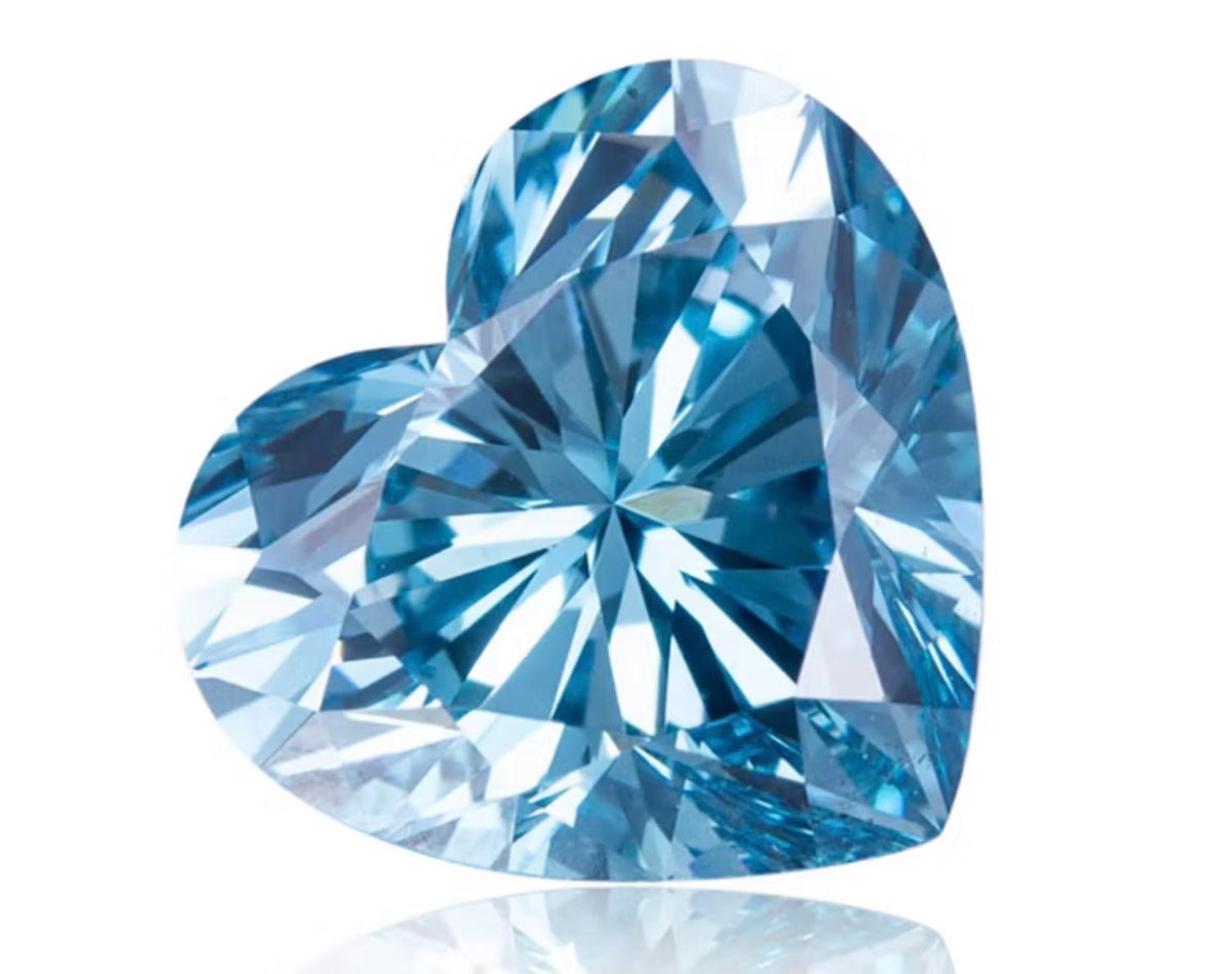 DIAMANTE DE LABORATORIO IGI  FANCY VIVID BLUE CORTE CORAZÓN
