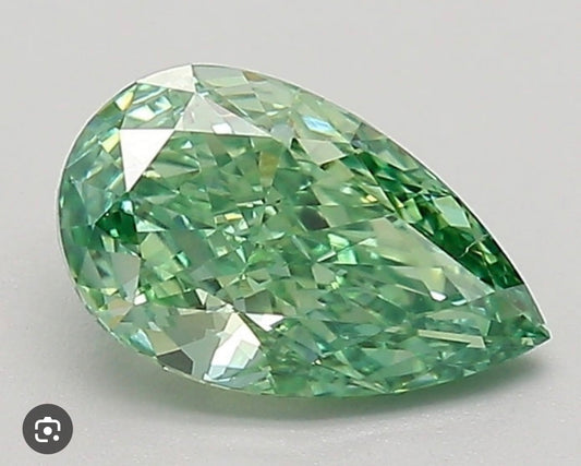 DIAMANTE DE LABORATORIO IGI  FANCY VIVID GREEN CORTE PERA