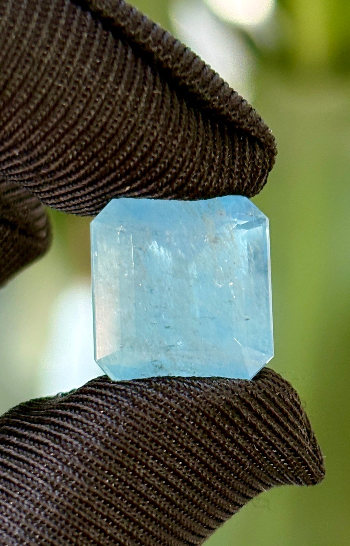 AGUAMARINA 8.05 CTS 11.6. X 12.1 X 8.3 MM