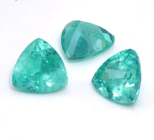 PARAIBA LAB AGL NEON BLUE CORTE TRIANGULAR 7 X 7 MM