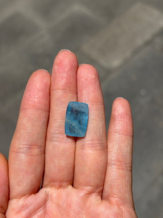 AGUAMARINA 9.63 CTS 11.52 X 17.67 X 6.26 MM
