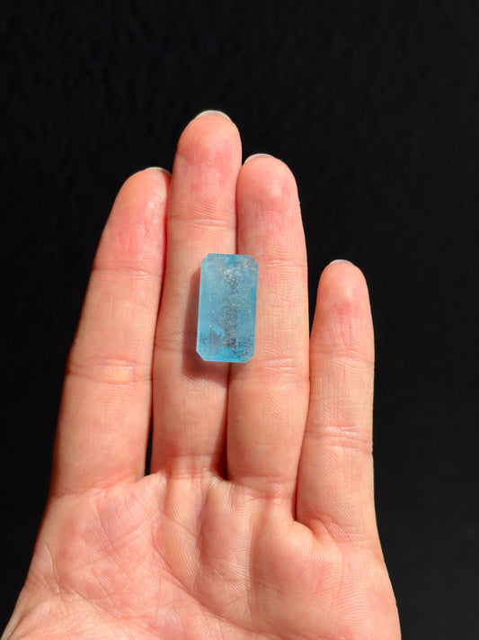 AGUAMARINA 14.1 CTS 11.56 X 21.62 X 6.91 MM