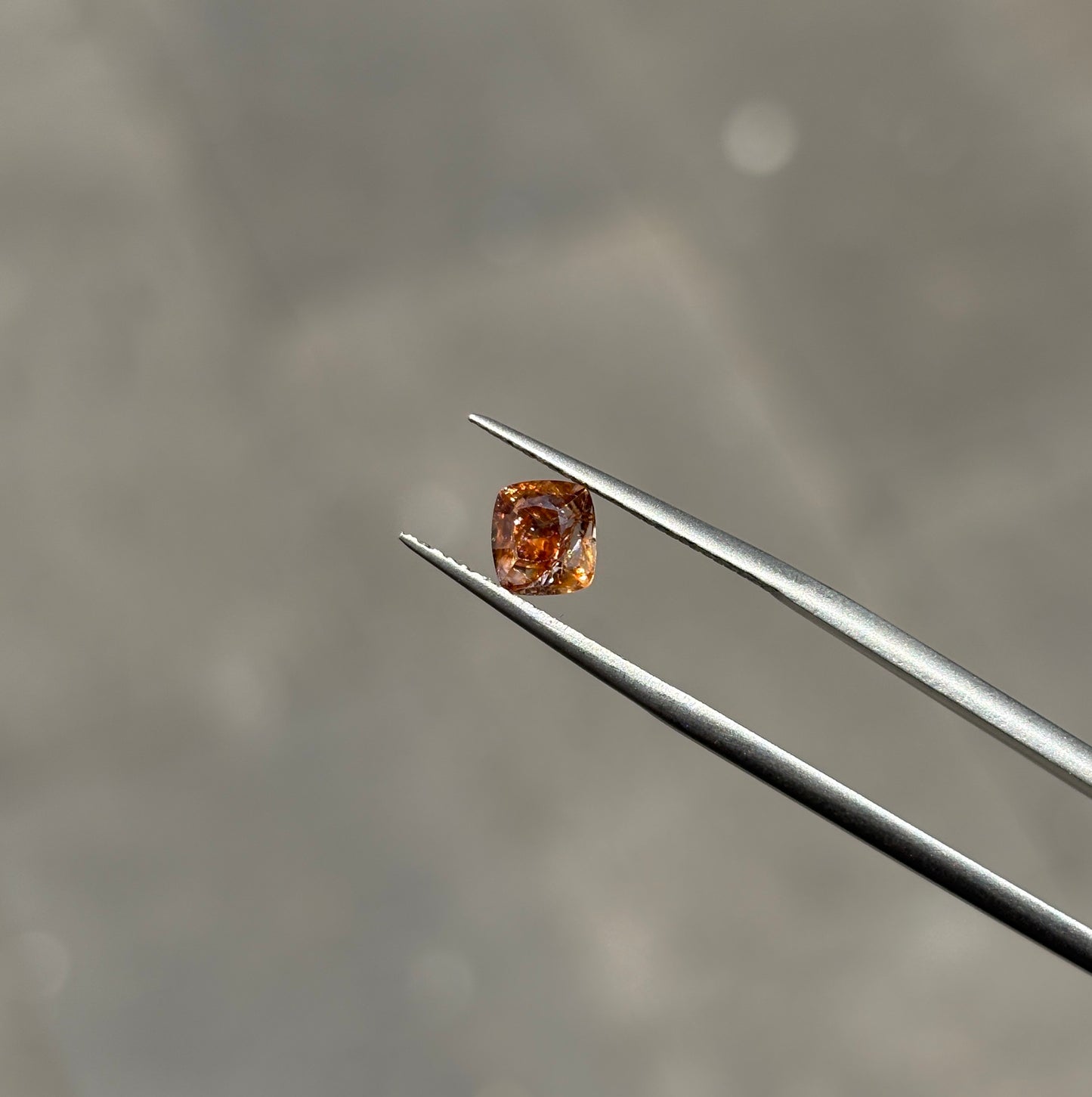 ZAFIRO PEACH CORTE CUSHION 1.27 CT 5.1 x 5.6 MM
