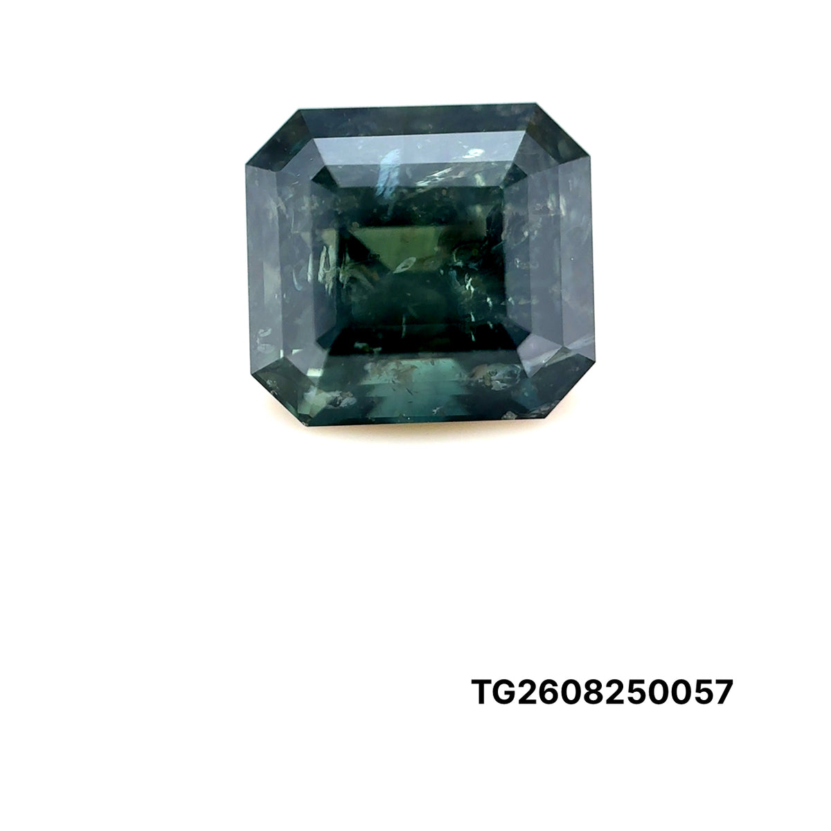 ZAFIRO IGA ESMERALDA 7.20 CTS 9.44 X 10.29 X 7.65 MM