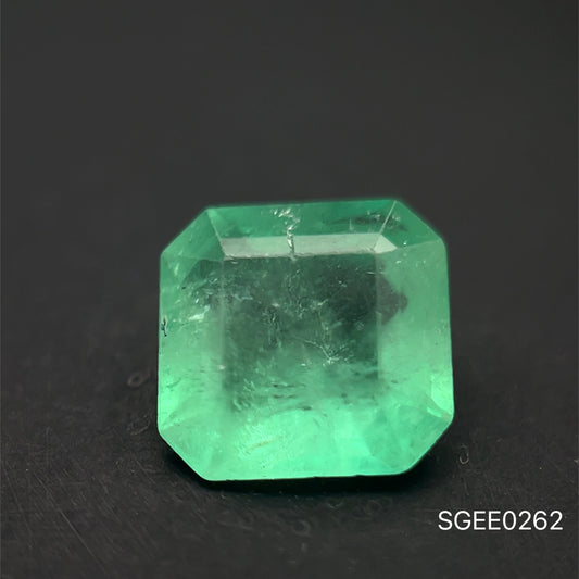 ESMERALDA NATURAL COLOMBIANA CORTE ASSCHER 1.42 CTS 7.19 X 6.93 MM