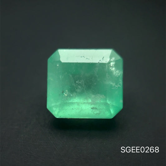 ESMERALDA NATURAL COLOMBIANA ASSCHER 2.915 CTS 8.31 X 7.57 X 6.3 MM