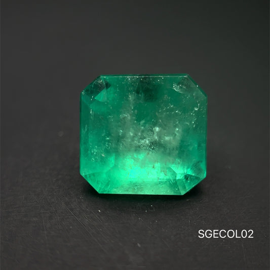 ESMERALDA NATURAL COLOMBIANA +AAA  3.07 CTS 8.3 X 8.8 X 6.5 MM