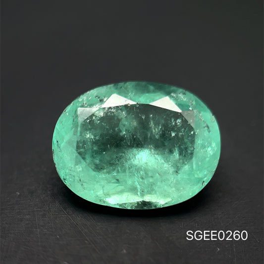 ESMERALDA NATURAL COLOMBIANA OVAL 3.225 CTS 11.55 X 8.85 X 5.30 MM