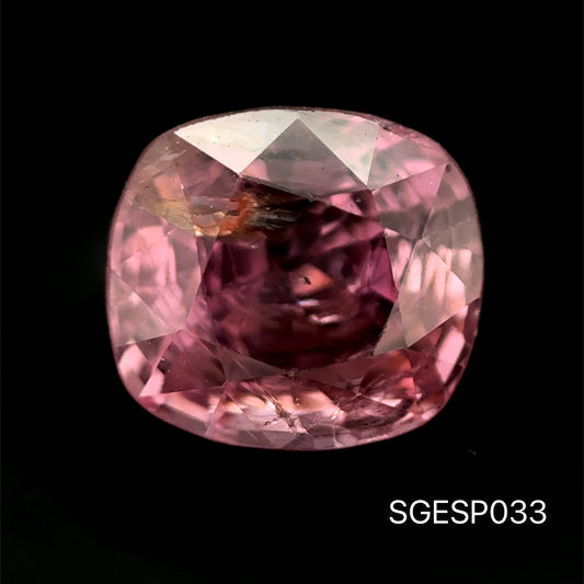 ESPINELA CORTE CUSHION 1.745 CT