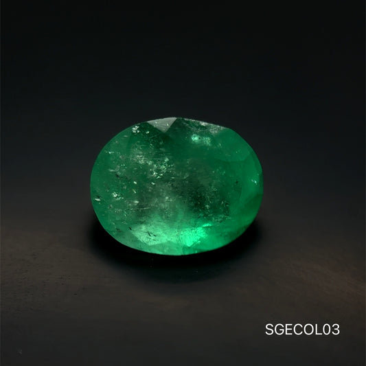 ESMERALDA NATURAL COLOMBIANA OVAL +AAA 2.40 CTS 9.7 X 7.8 X 5.7 MM