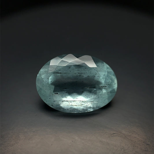 AGUAMARINA CORTE OVAL 6.735 CT 14.3 X 10.4 X 7.6 MM