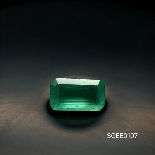 ESMERALDA CORTE ESMERALDA  8.1 X 4.8 MM 1.12CT .