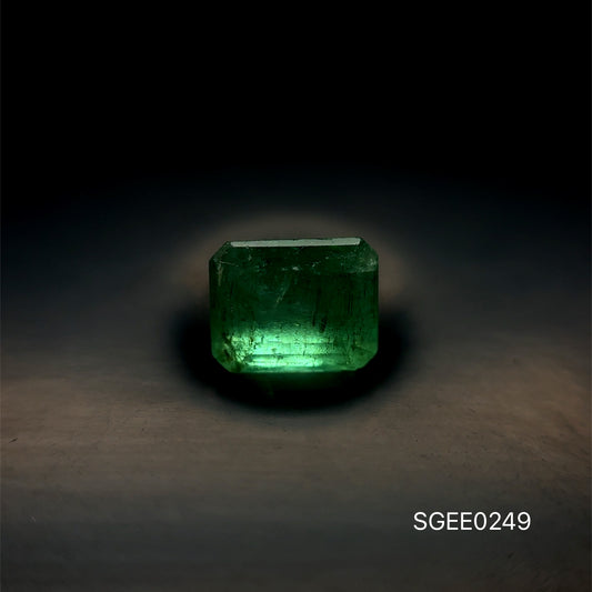 ESMERALDA CORTE ESMERALDA  4.9 X 6.1 MM 1.26 CT
