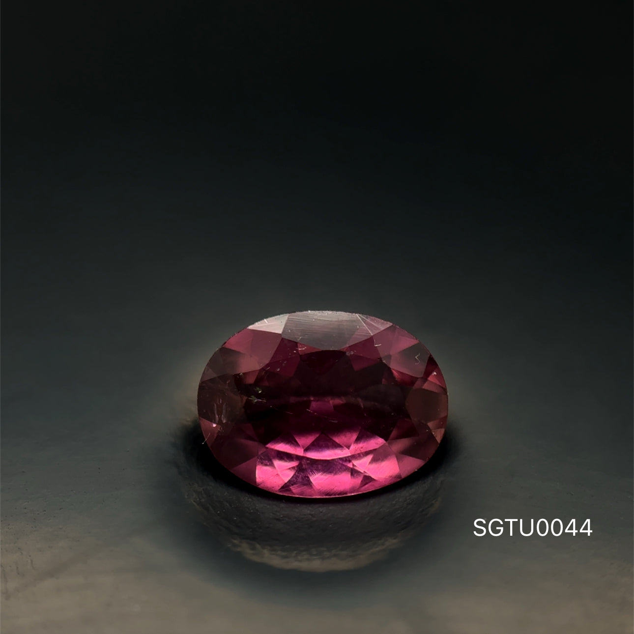 TURMALINA CORTE OVAL 0.87 CT