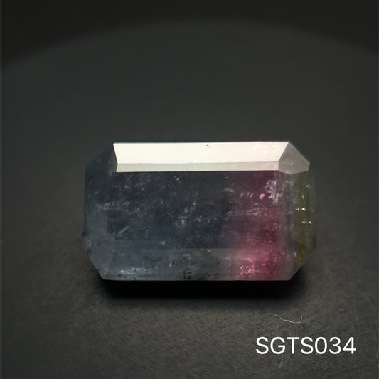 TURMALINA INCOLITA 7.54 CTS 15.40 X 9.46 X 5.12 MM