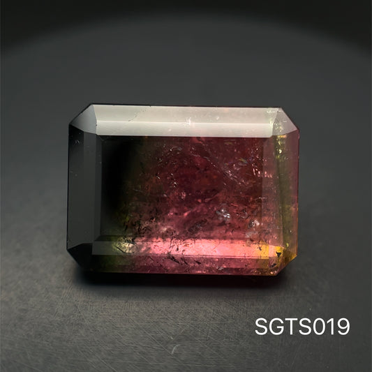 TURMALINA SANDIA 13.04 CTS 15.8 X 11.5 X 7.8 MM
