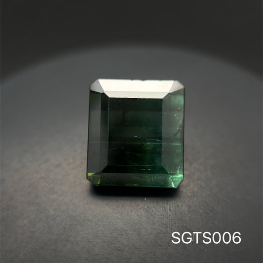 TURMALINA VERDE  9.76 CTS 12.45 X 11.27 X 7.3MM
