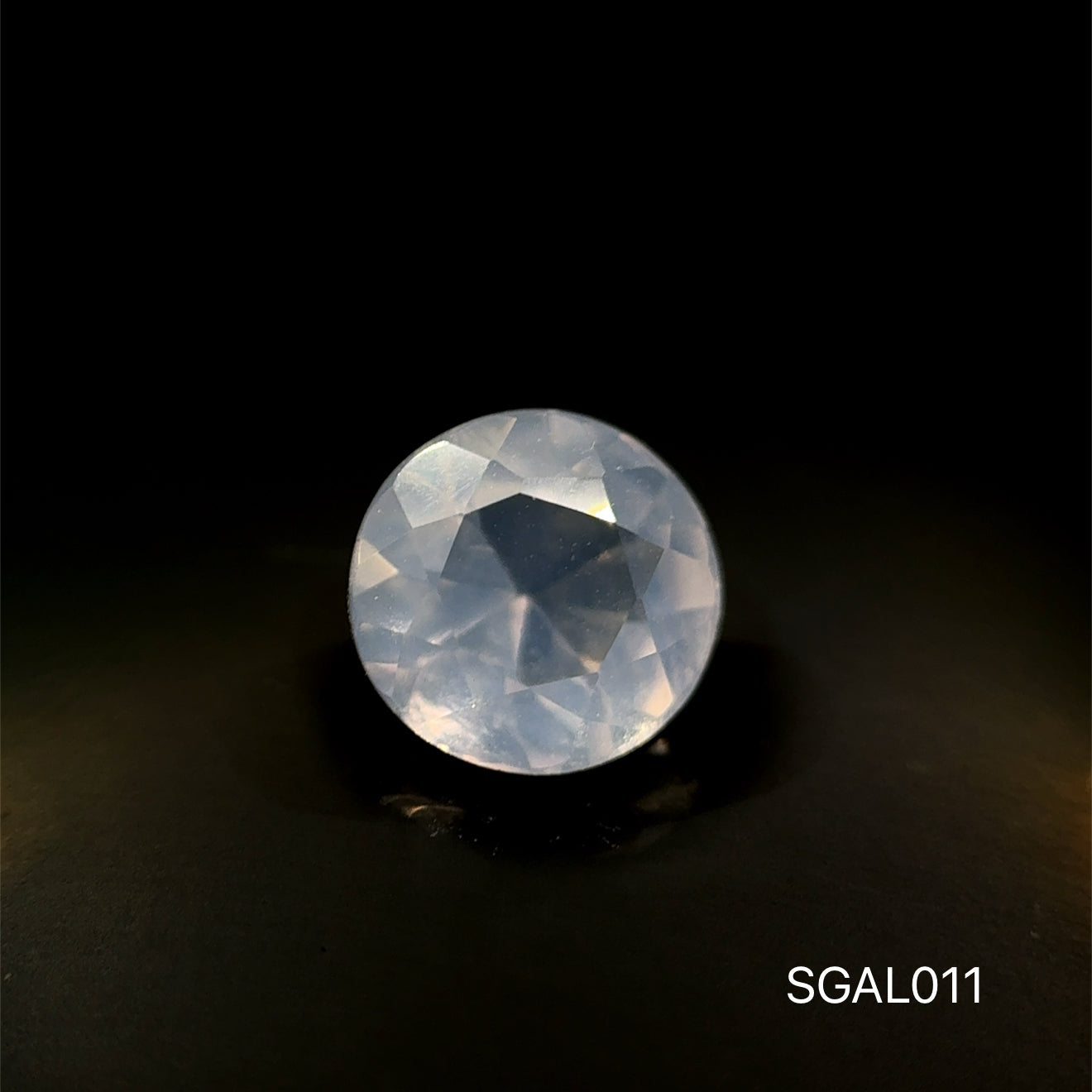 AMATISTA LAVANDA 8.3 MM  2.195 CT