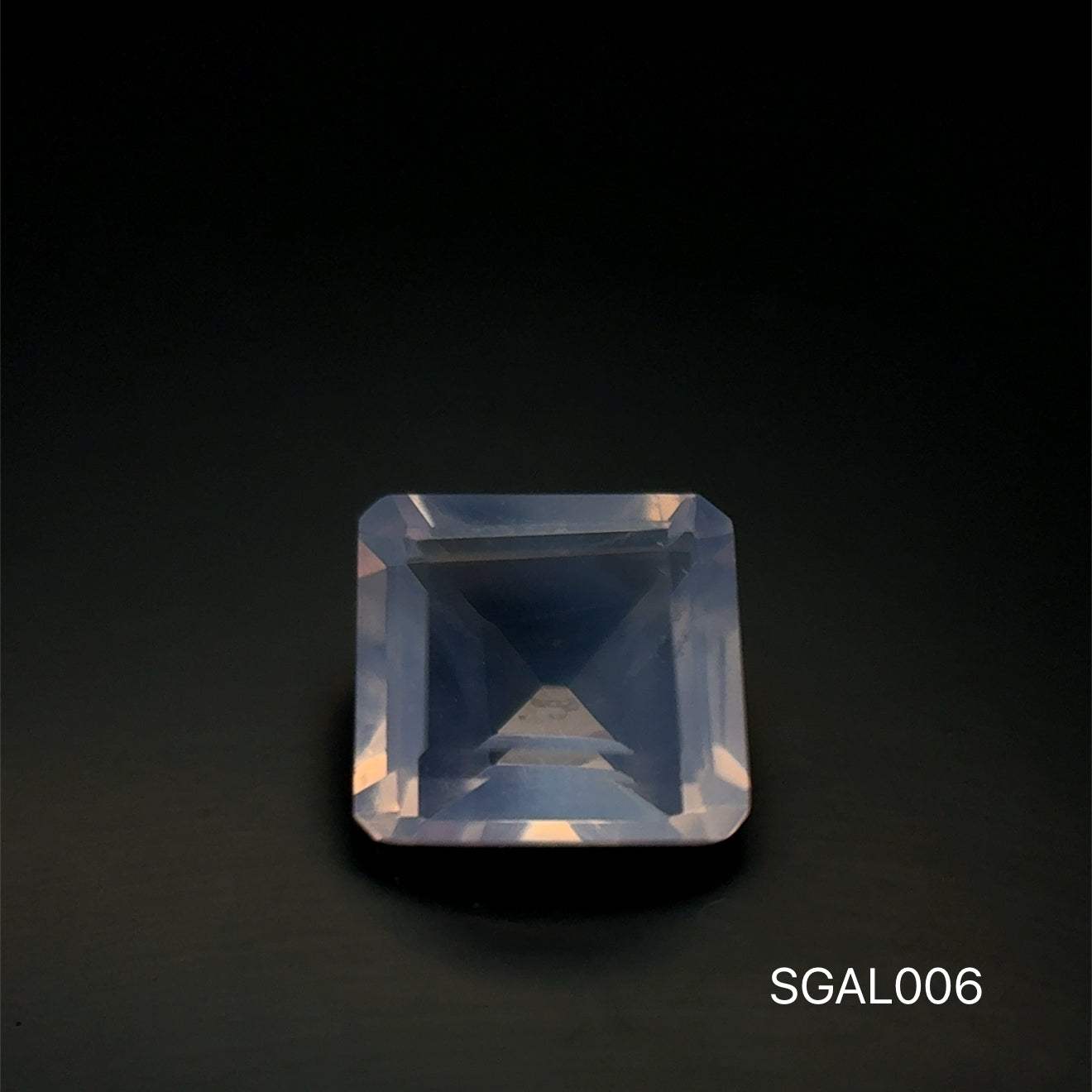 AMATISTA LAVANDA 7.7 XC 8.5 MM 2.460 CT