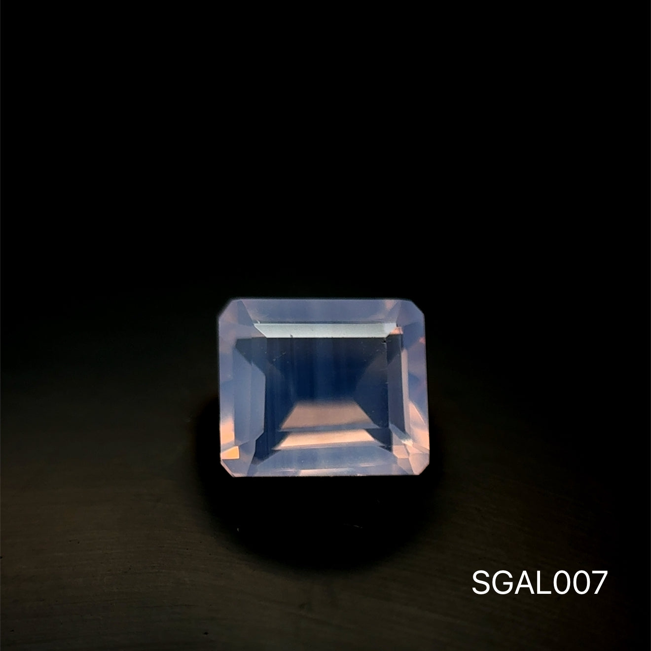 AMATISTA LAVANDA 6.9 X 8.1 MM  1.970 CT