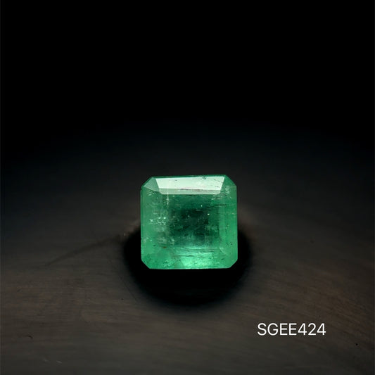 ESMERALDA COLOMBIANA 1.425 CT / 6.37 x 6.60 MM