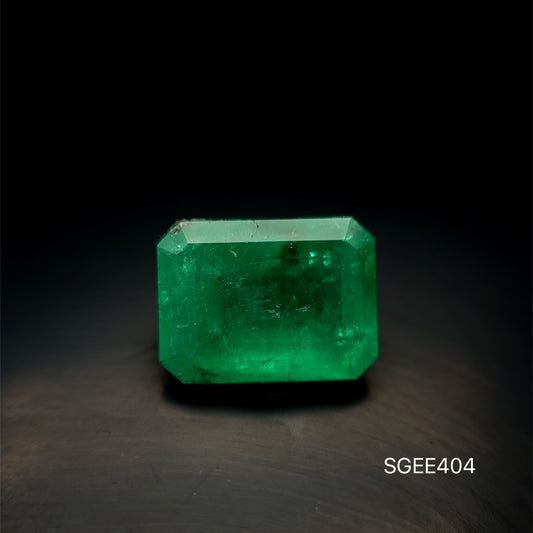 ESMERALDA COLOMBIANA 8.624 CT/ 10.75 X 14.31 MM