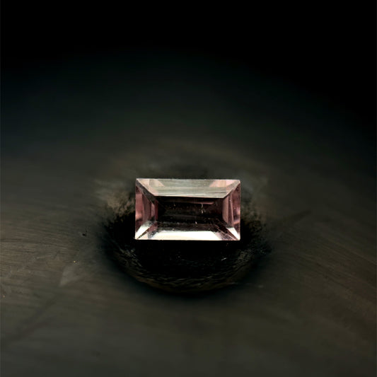 TURMALINA LIGTH PINK CORTE BAGUETTE 4.7 X 3.1 Y 5.2. X 3.1 MM