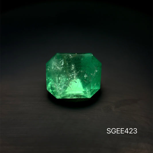 ESMERALDA COLOMBIANA 3.555 CT / 8.14 x 9.51 MM