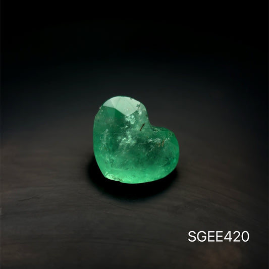 ESMERALDA COLOMBIANA 2.635 CT / 8.19 x 10.16 MM