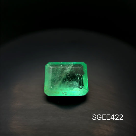 ESMERALDA COLOMBIANA 4.815 CT / 9.64 x 11.76 MM