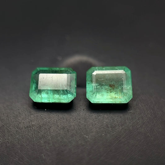 PAR DE ESMERALDA 0.92 CTS 4.7 X 3.8  MM