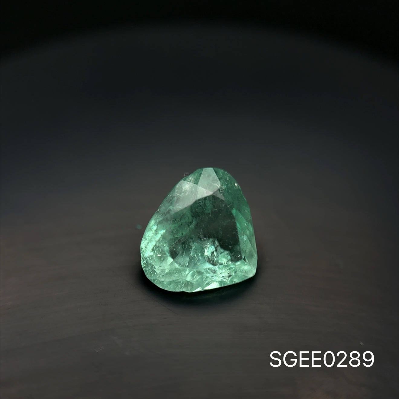 ESMERALDA COLOMBIANA 2 CT / 8.1 X 9.3 MM