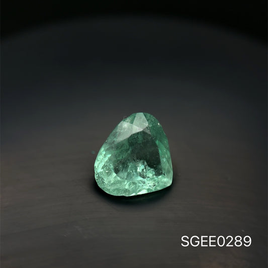 ESMERALDA COLOMBIANA 2 CT / 8.1 X 9.3 MM