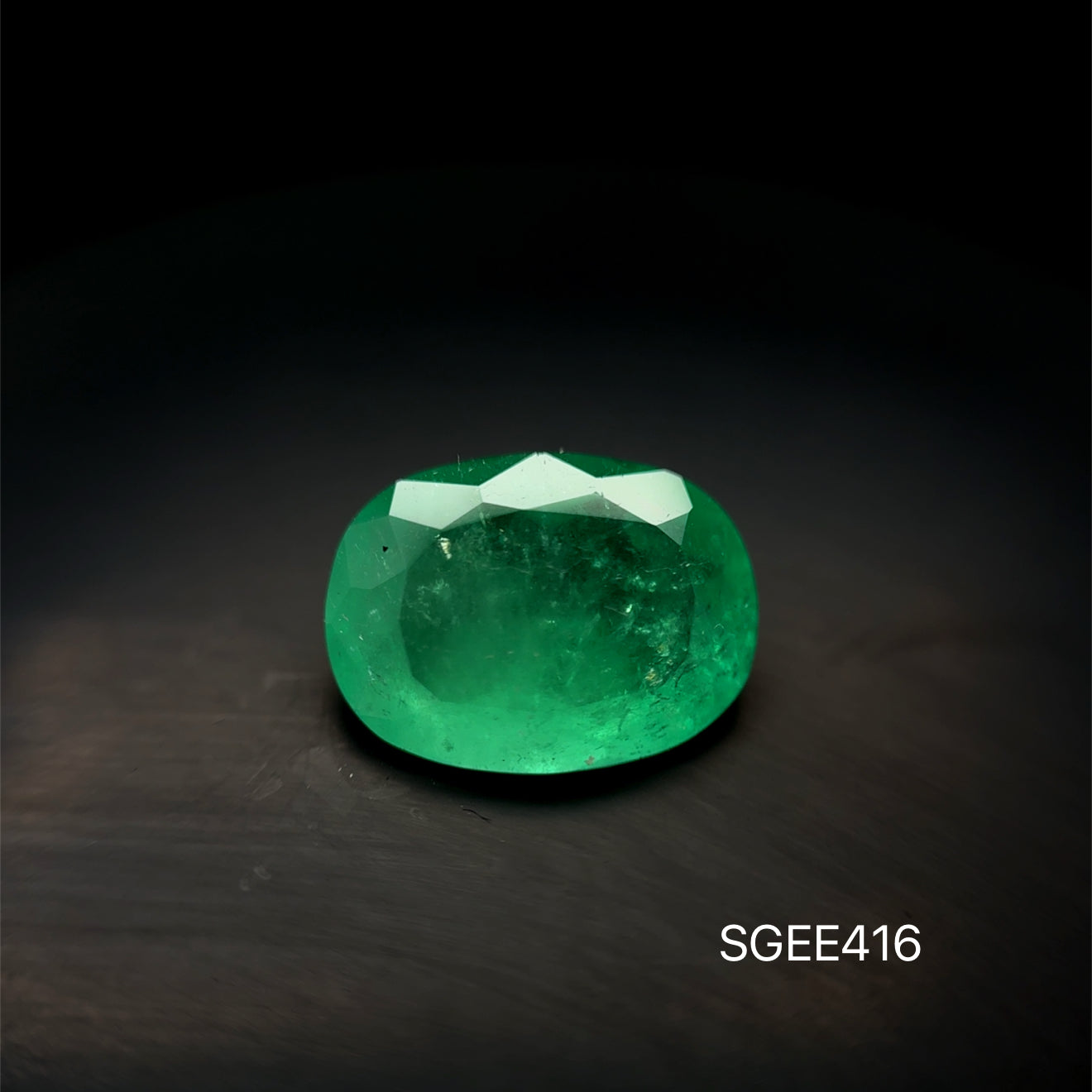 ESMERALDA COLOMBIANA 4.285 CT/ 9.66 x 13.10 MM