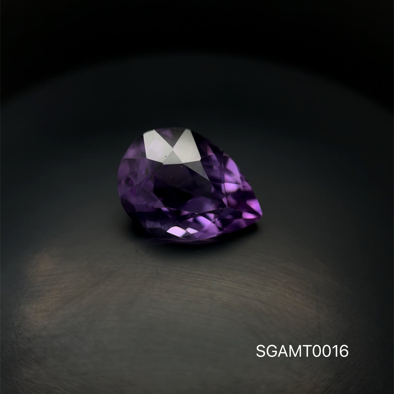 AMATISTA CORTE PERA 11.15 X 15.33 X 8.63 MM 7.470 CTS