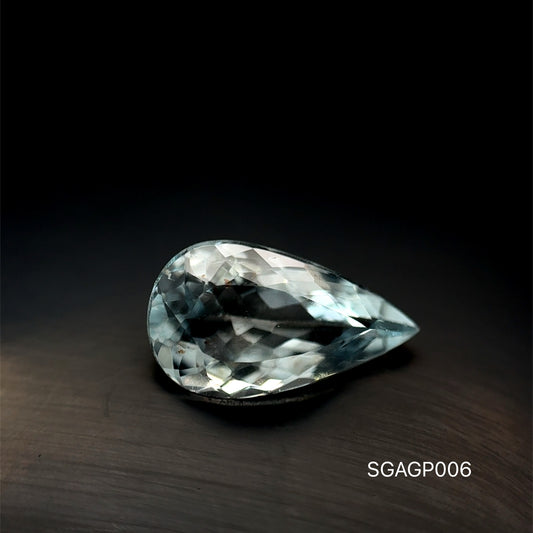 AGUA MARINA CORTE PERA 8.33 X 14.52 MM / 3.365 CT