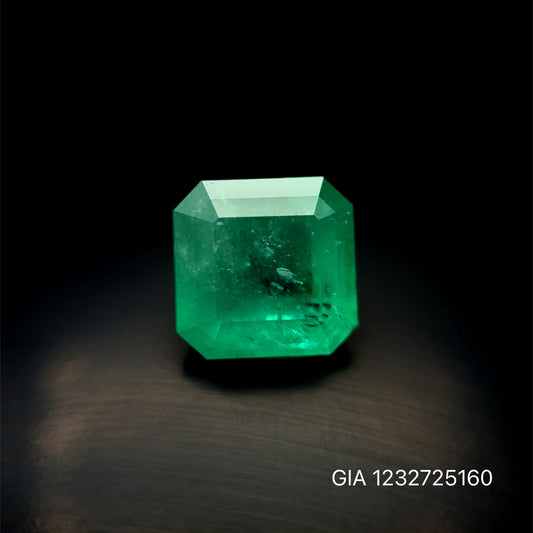 ESMERALDA  GIA 9.47 CTS