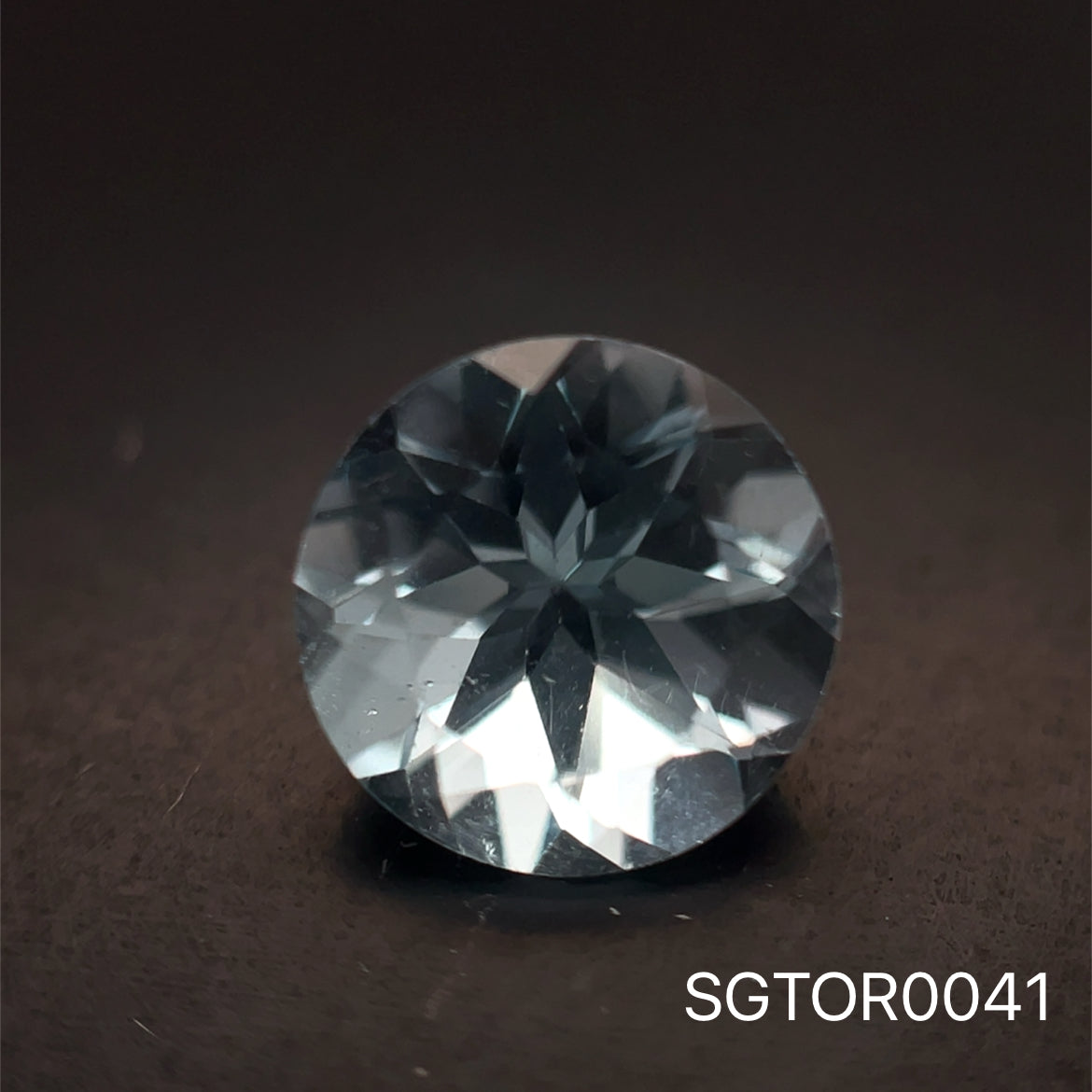 TOPACIO AZUL REDONDO 8.9MM .