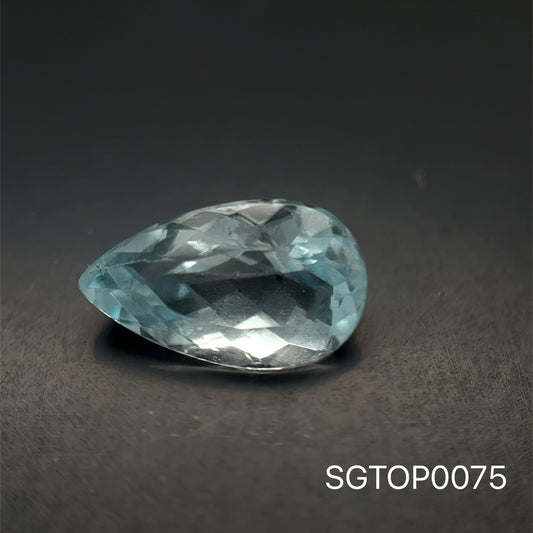 TOPACIO AZUL PERA 11.5 x 6.9 MM 2.925 CTS