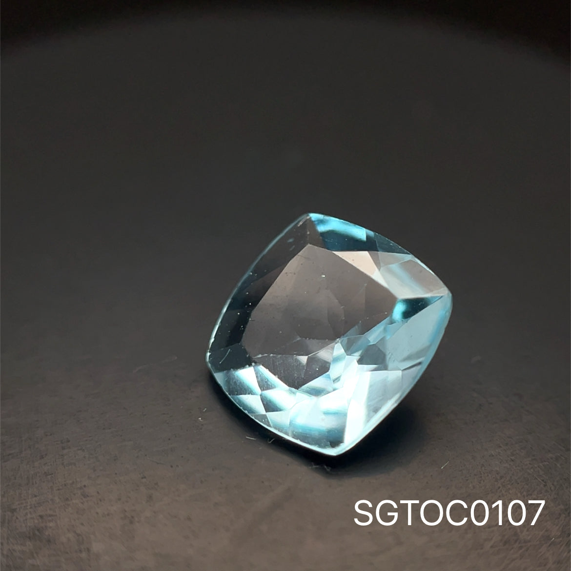 TOPACIO AZUL CUSHION 8.3 x 8.6 MM  2.50 CT