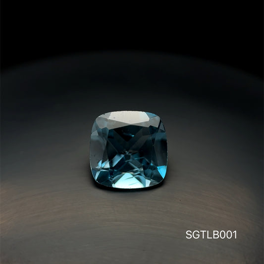 TOPACIO BLUE LONDON, CORTE CUSHION, 5.290 CT / 10.15 X 10.10 MM