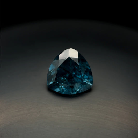 TOPACIO BLUE LONDON, CORTE TRILLON  / 4.185 CT / 10 X 10 MM