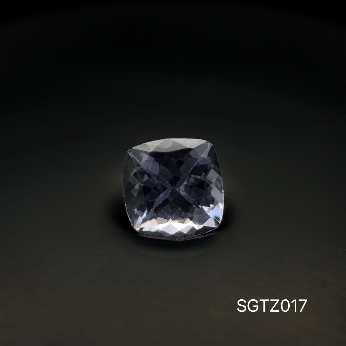 TANZANITA CORTE CUSHION / 1.650 CT / 7.11 X 7.11 MM