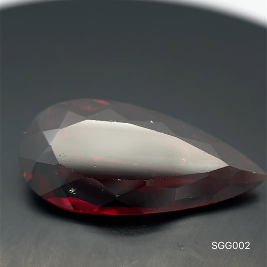 GRANATE 10.47 X 21.35 MM 9.170 CT