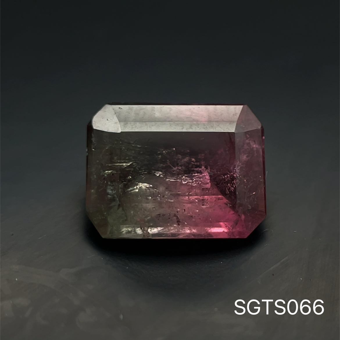 TURMALINA SANDIA/ 2.465 CT/ 7.53 X 9.76 MM